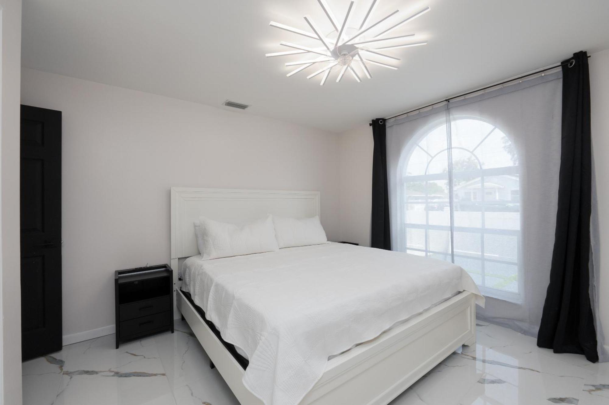 Luxury Style Townhome With Pool - 1 Miles To Bucs Stadium Tampa Ngoại thất bức ảnh